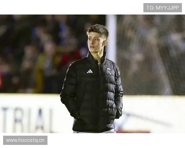 居莱尔 vs 德布劳内:传球创造力与进攻组织能力对比分析 居莱尔 vs 德布劳内:传球创造力与进攻组织能力对比分析