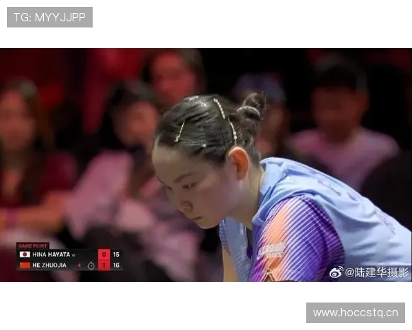 何卓佳的换装频率把我吓到了，感觉她衣柜里那几件比我房租还值钱