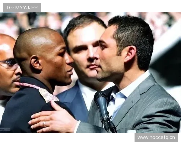 弗洛伊德·梅威瑟在奢侈品店的那一幕，收银员表情就像看到了宇宙尽头